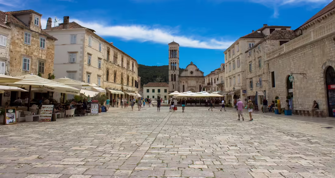 Námestie Hvar