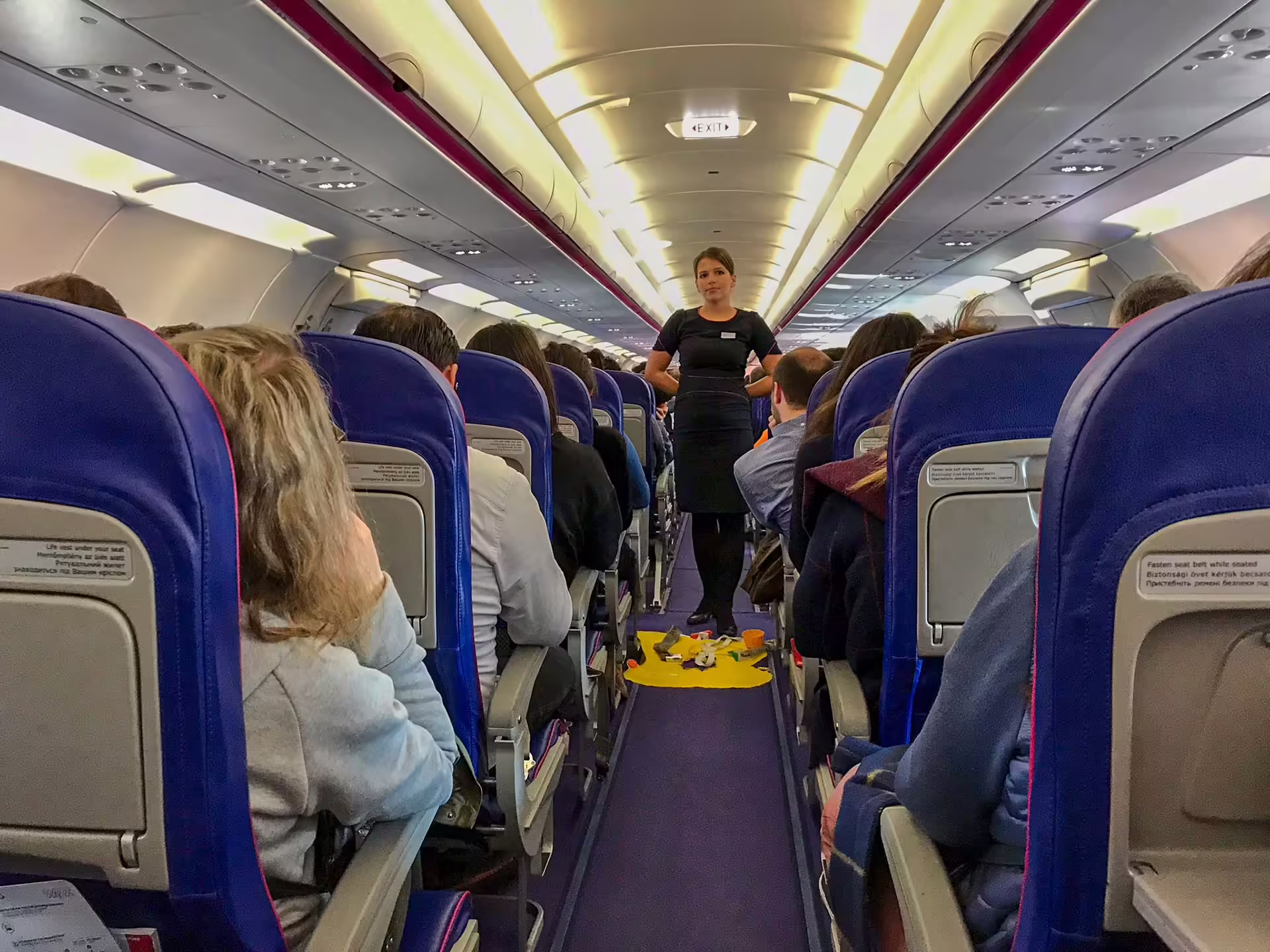 WizzAir, KUT-VIE