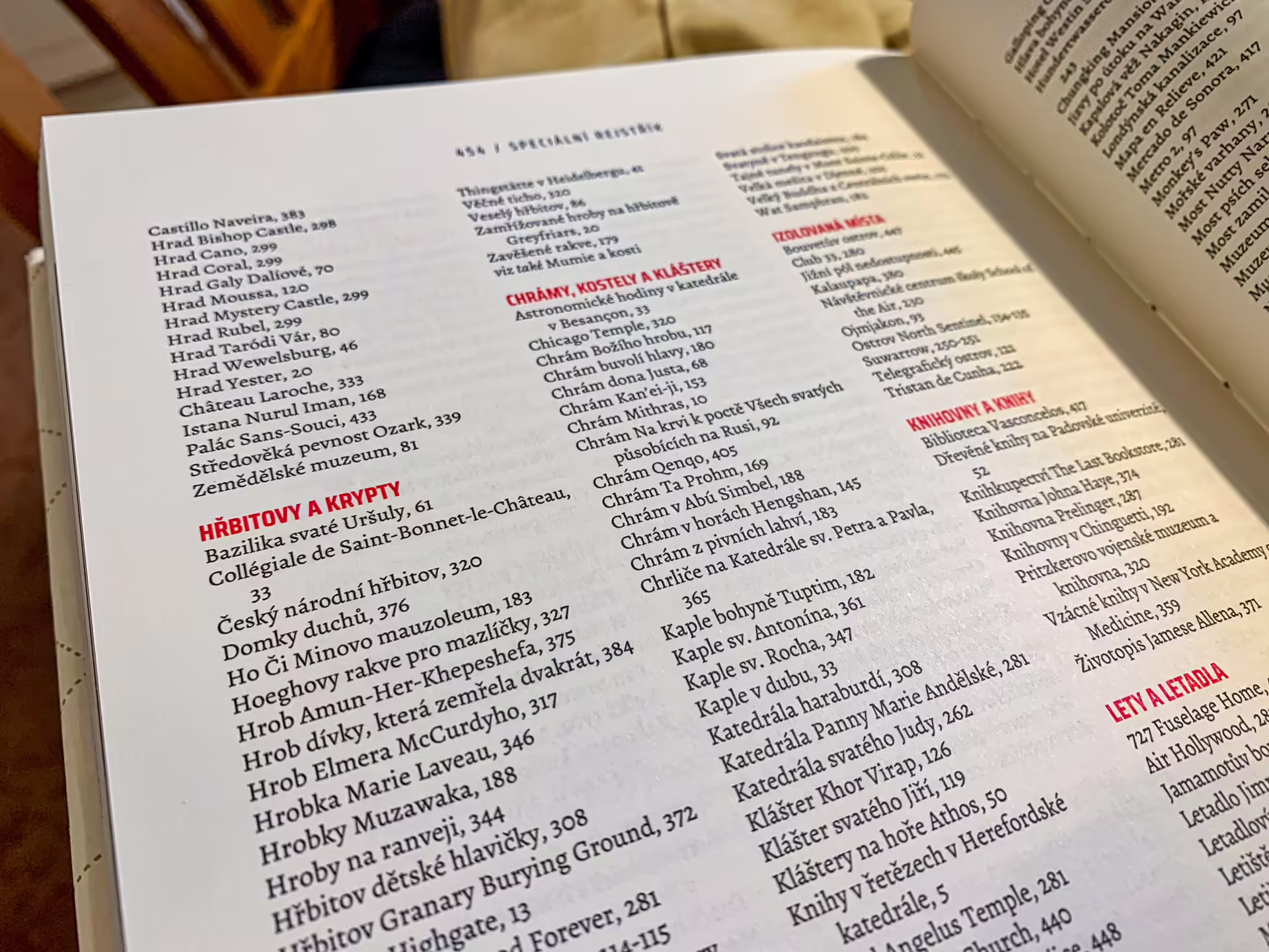 Tématicky index