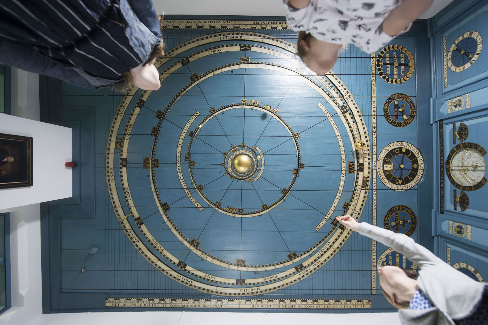 https://www.placemania.sk/wp-content/uploads/2019/12/eisinga_planetarium.jpg