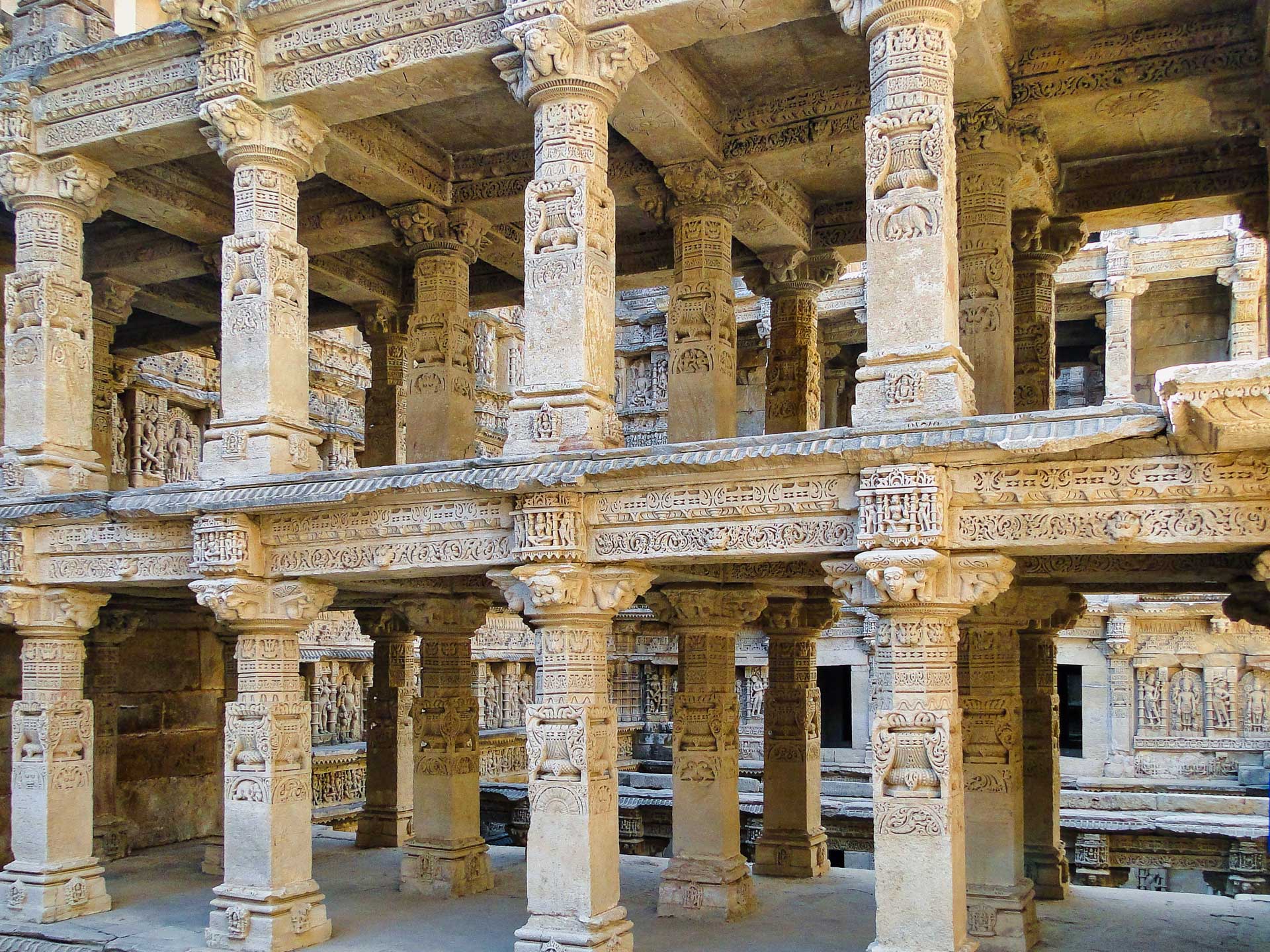 https://www.placemania.sk/wp-content/uploads/2020/01/rani_ki_vav.jpg