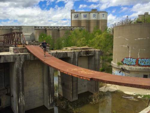Cementland, St. Louis