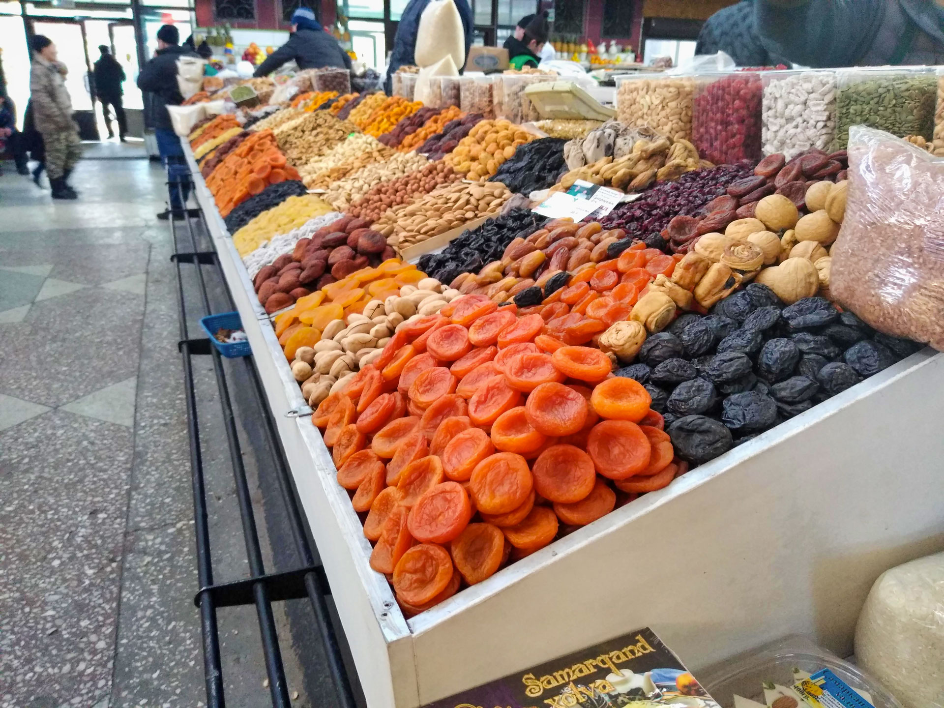 https://www.placemania.sk/wp-content/uploads/2020/11/zelionyj_bazaar.jpg