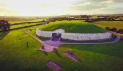 Staroveká mohyla v Írsku