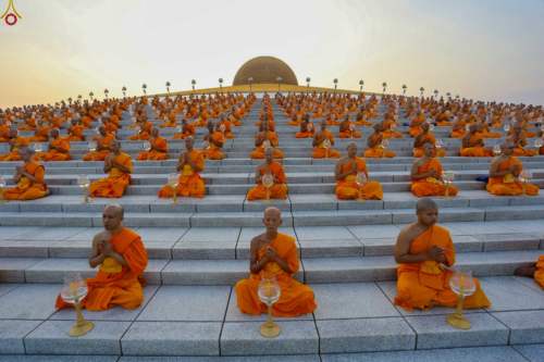 Dhammakaya Temple