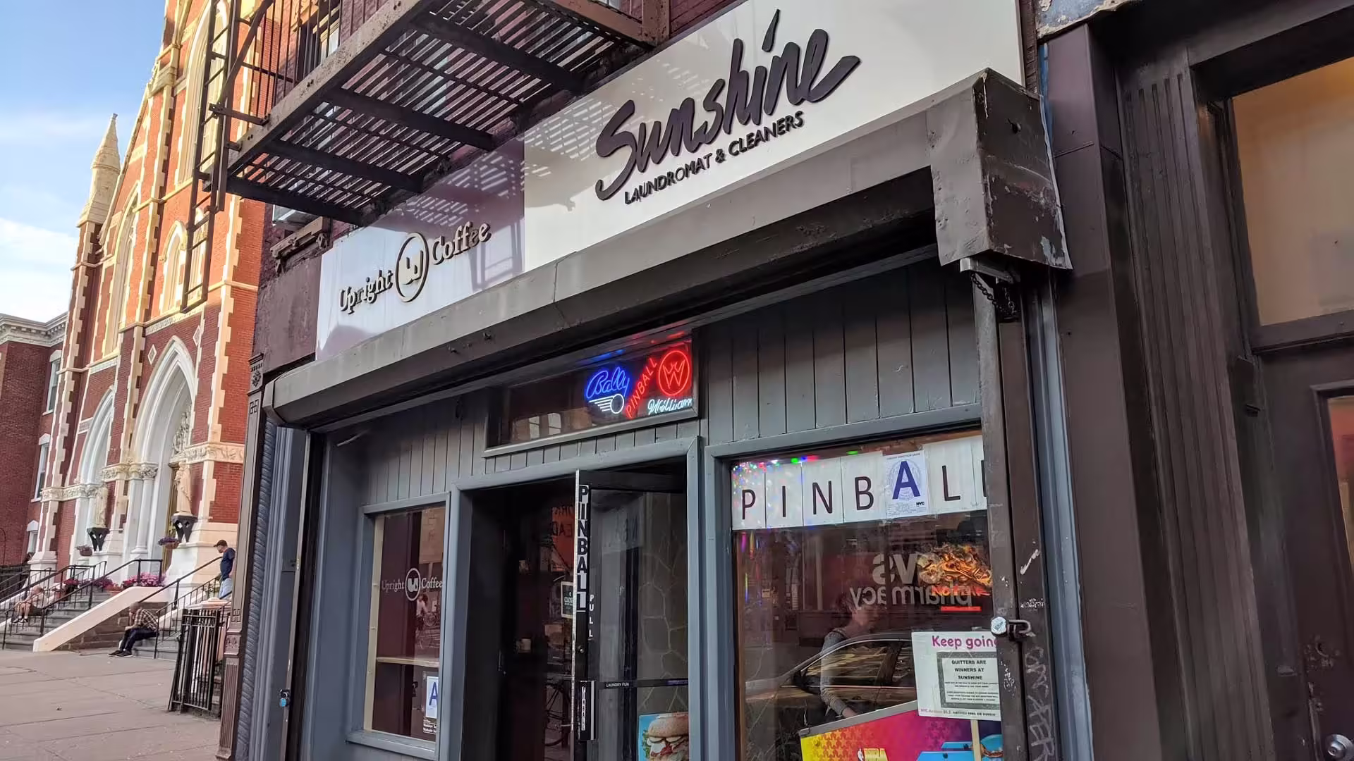 Práčovňa, Pinball, New York