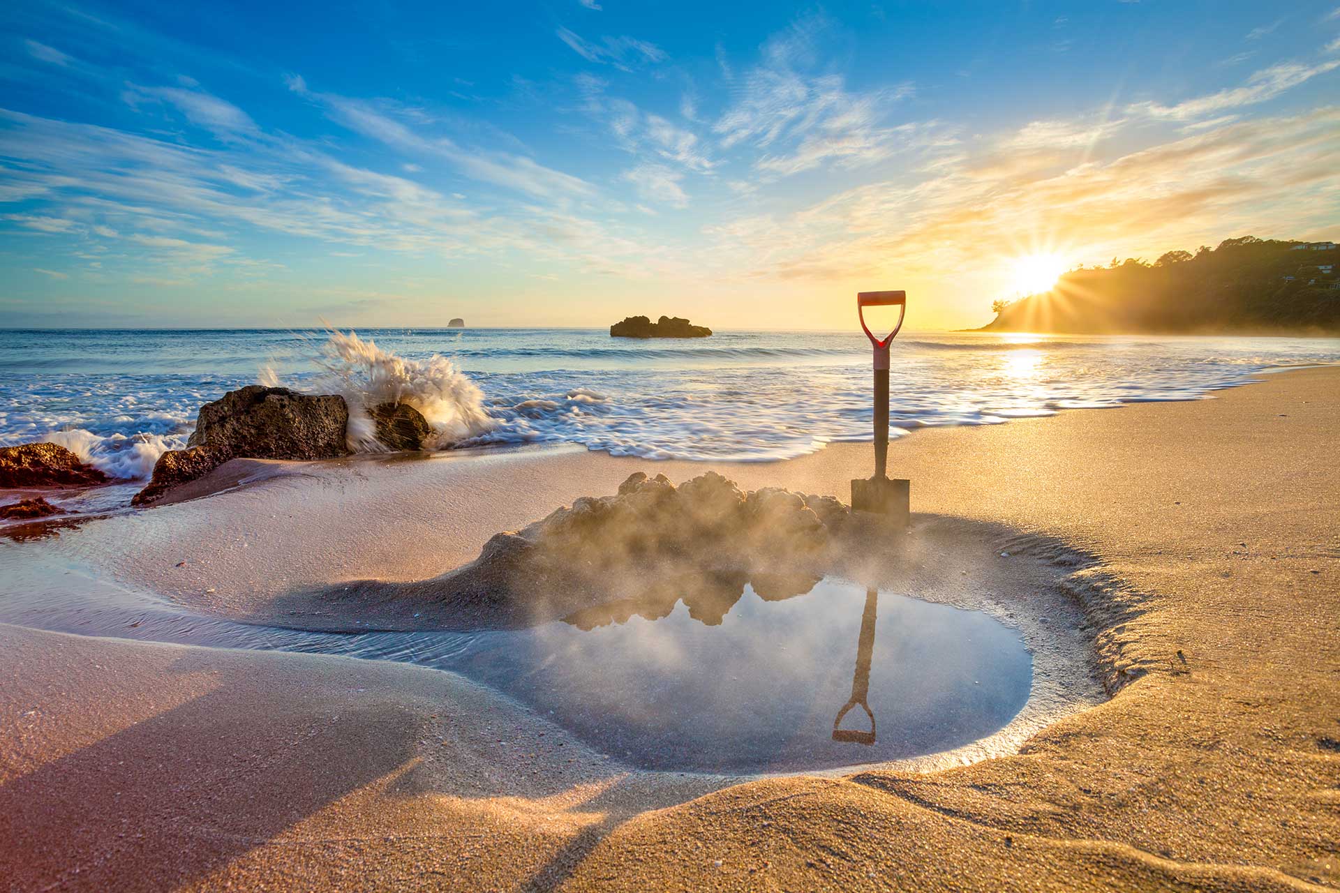 https://www.placemania.sk/wp-content/uploads/2021/02/hot_water_beach.jpg