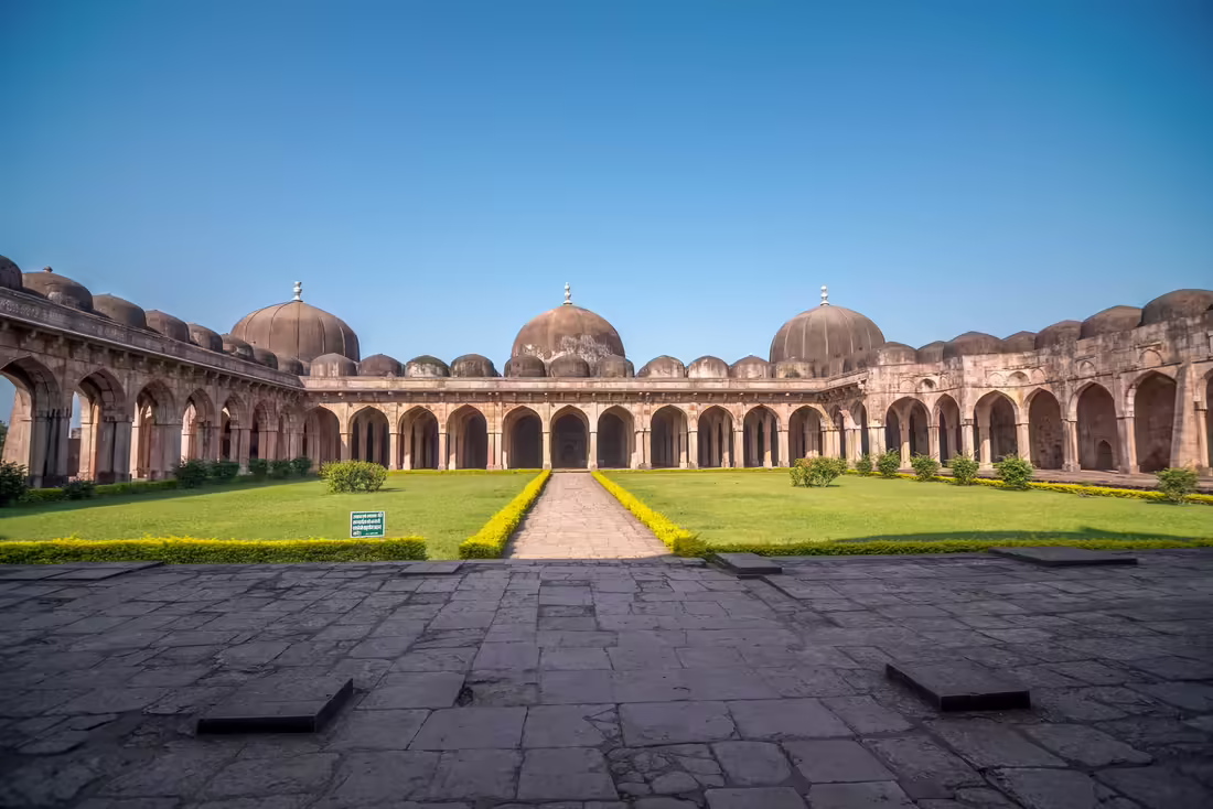Mándu, India