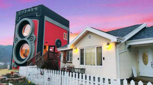 Dreamy Camera Cafe