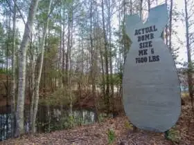 Atomova bomba, Mars bluff