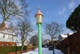 Lampa na ničenie kanalizačného plynu