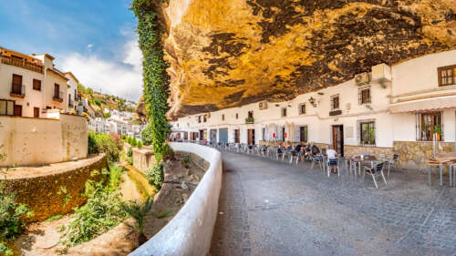 Mesto v skalnatom útese, Španielsko