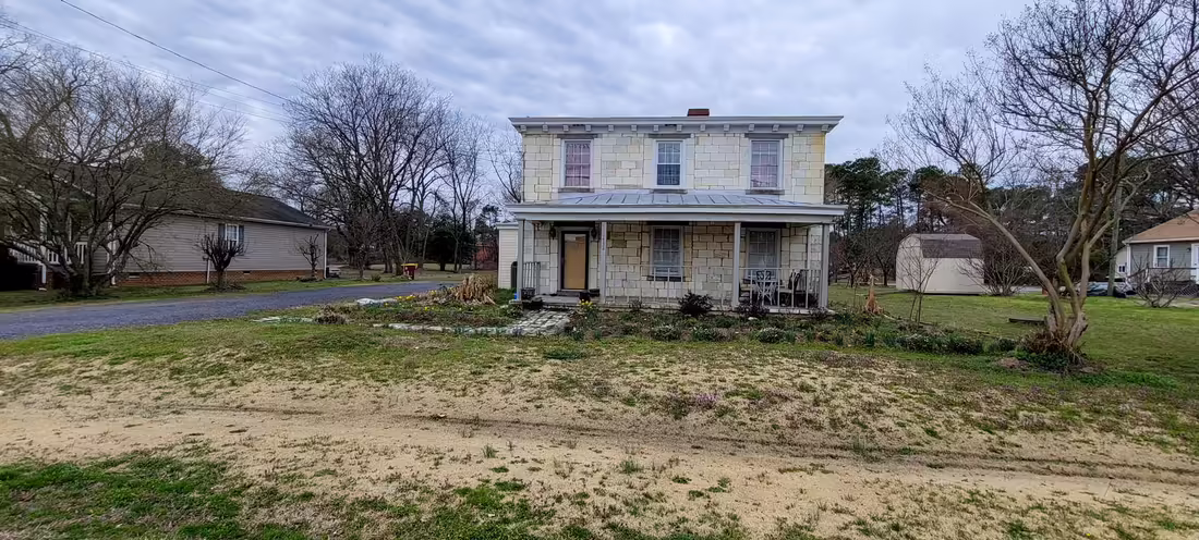 Tombstone House, Virginia