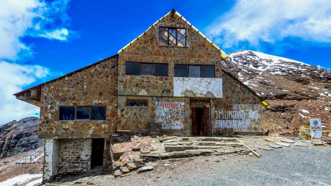 Chacaltaya Snowy Ski Station