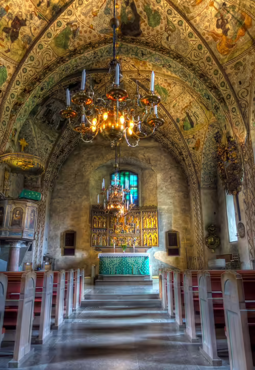 Täby kyrka