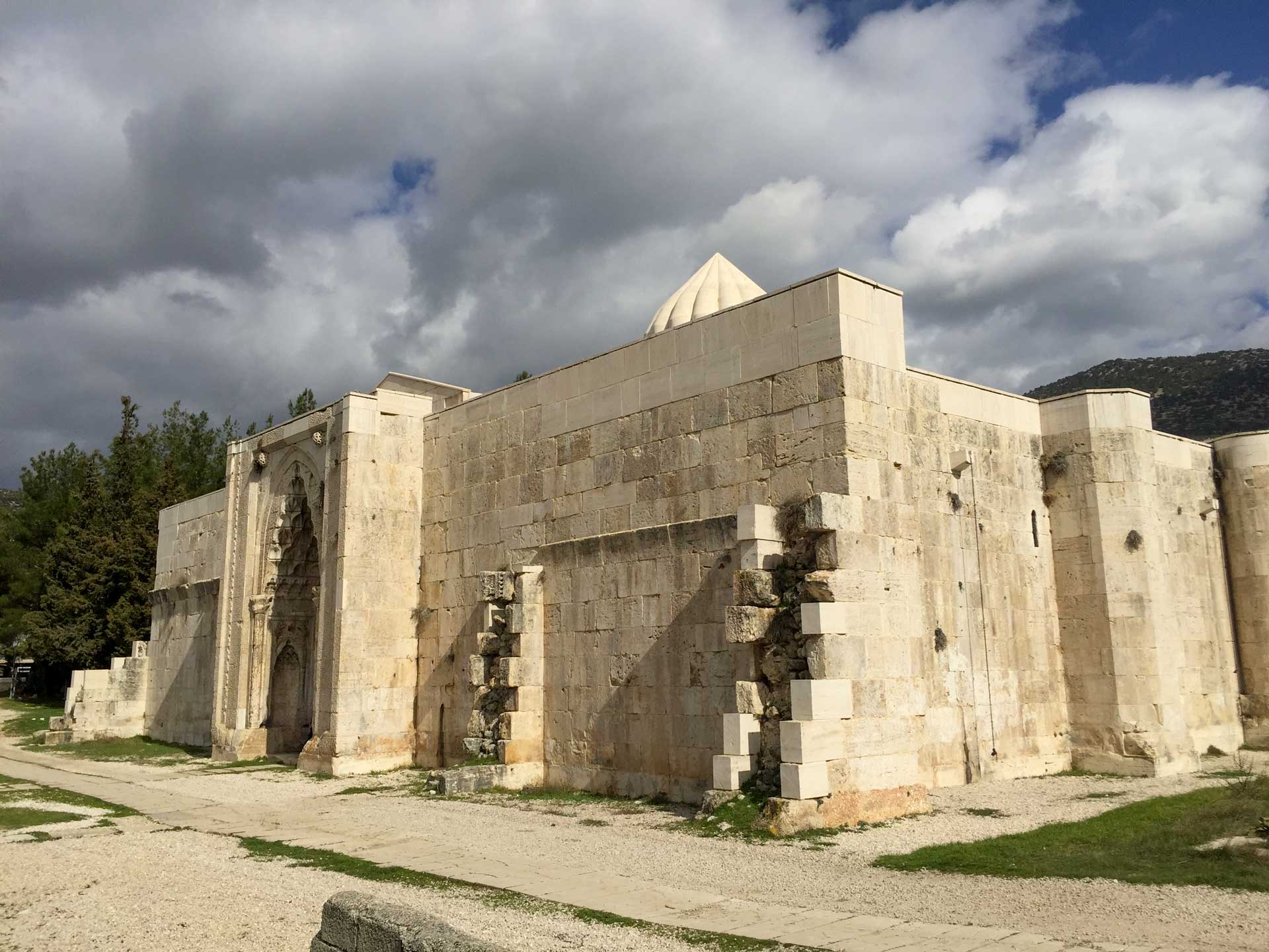 https://www.placemania.sk/wp-content/uploads/2021/06/karavansaraj_susuz.jpg