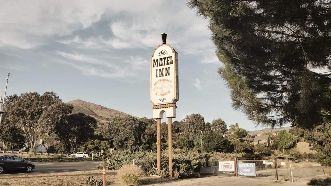 Motel Inn - World's First Motel