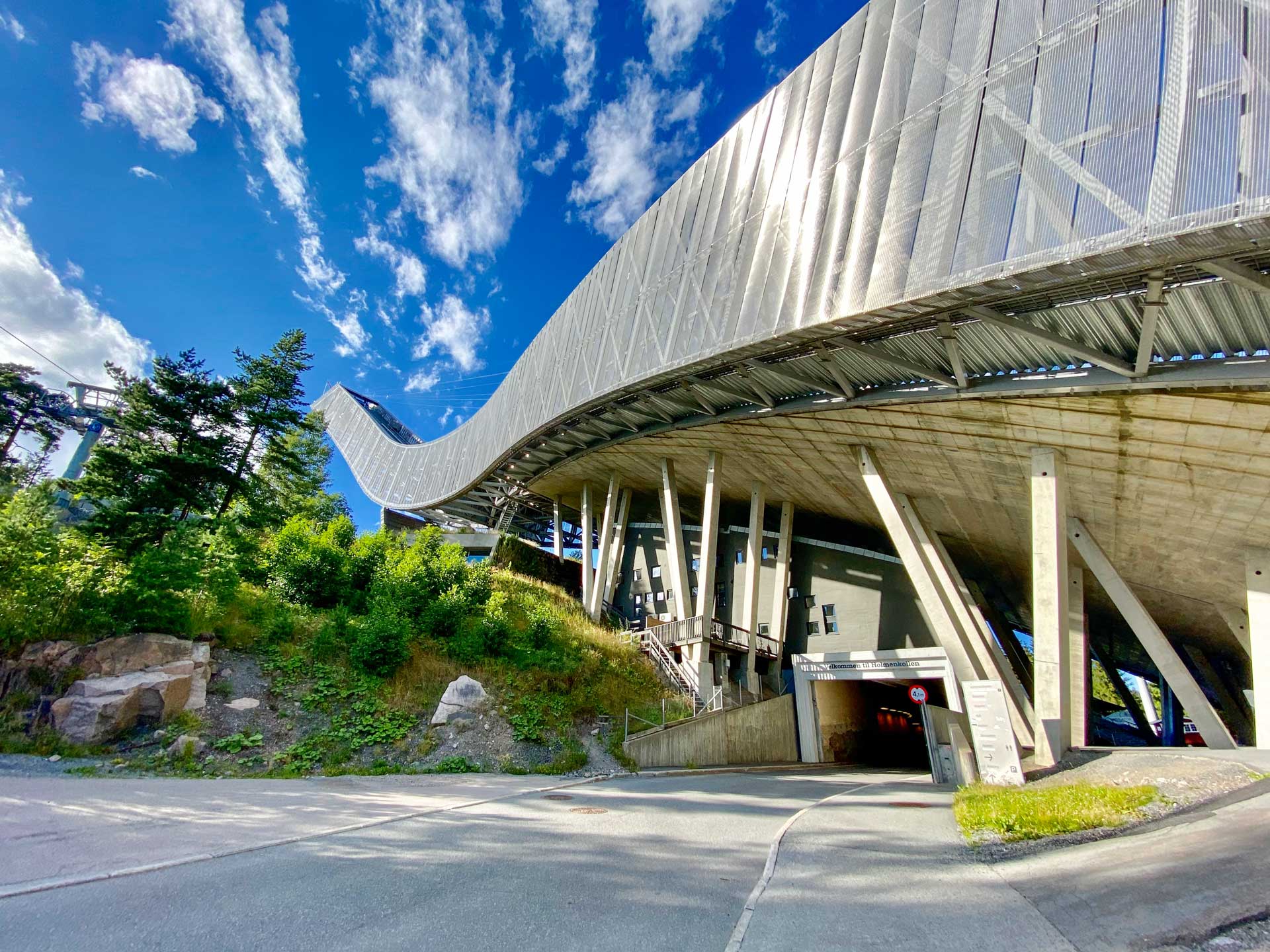 https://www.placemania.sk/wp-content/uploads/2021/08/holmenkollen.jpg