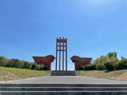 Sardarapat Memorial