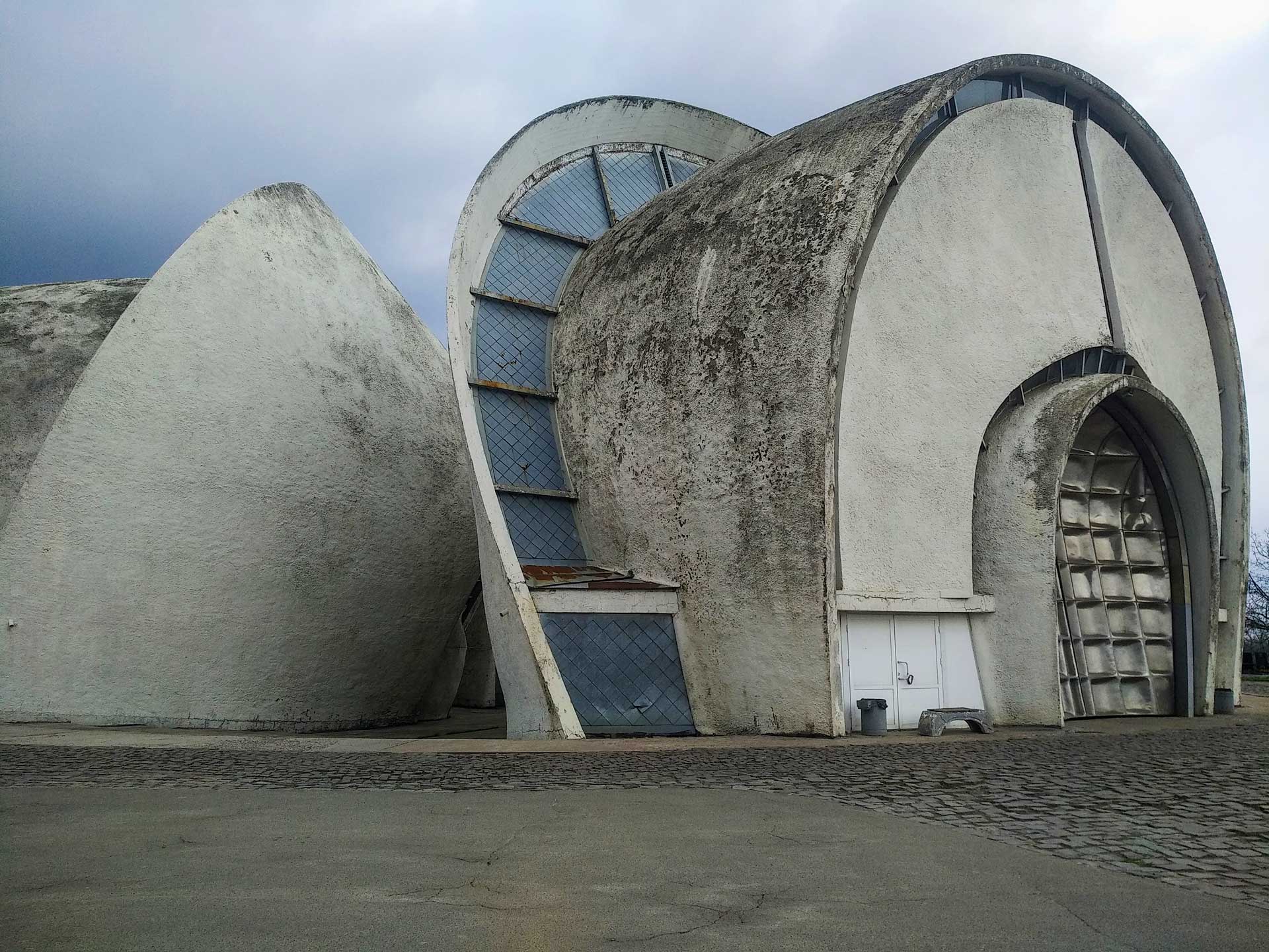 https://www.placemania.sk/wp-content/uploads/2021/09/kyiv_crematorium_01.jpg