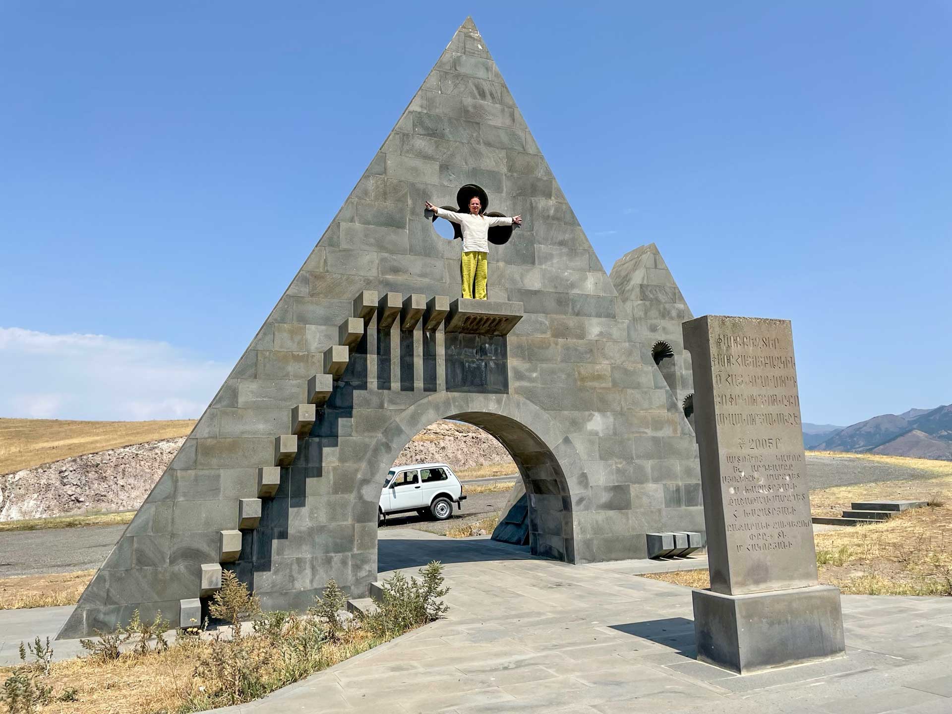Brána Artsakh
