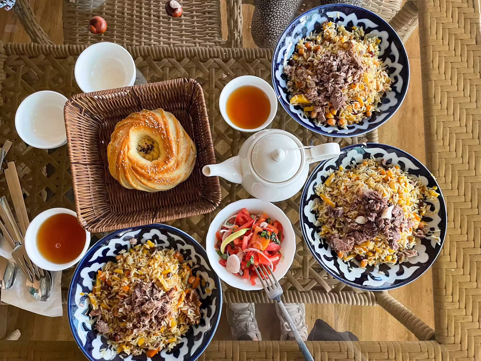 jedlo Plov, Uzbekistan