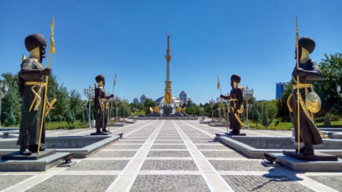 Monument nezávislosti, Turkménsko