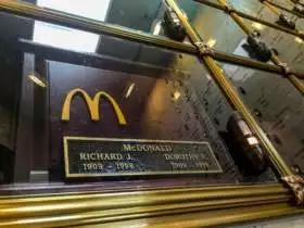 Hrob Richard McDonald