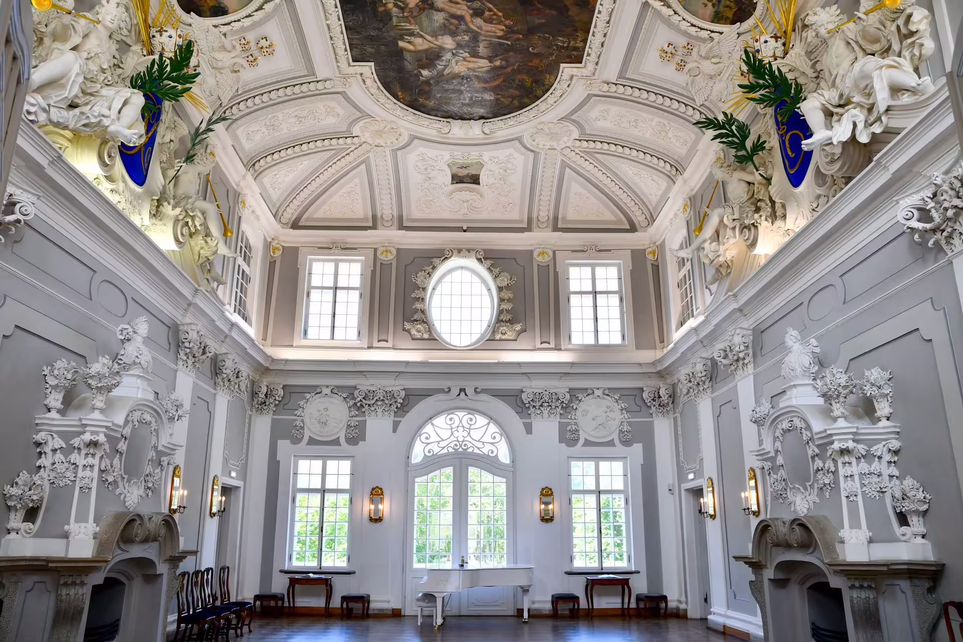 Palác Kadriorg