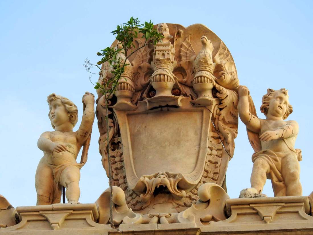 Fontana del Gigante, Napoli