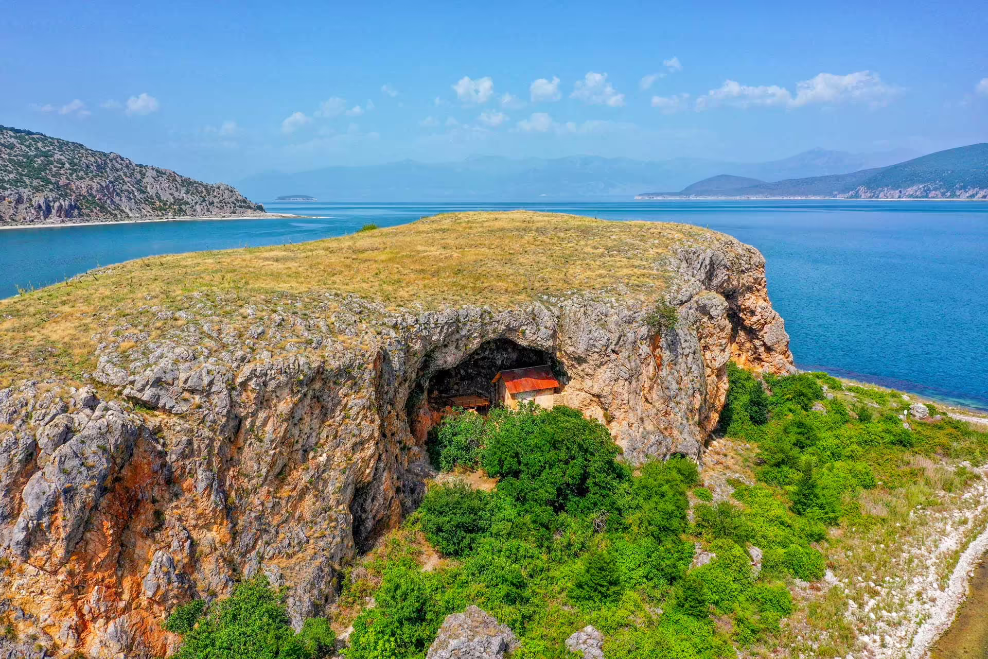 Mali Grad, Albania