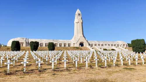 Kostnica Douaumont