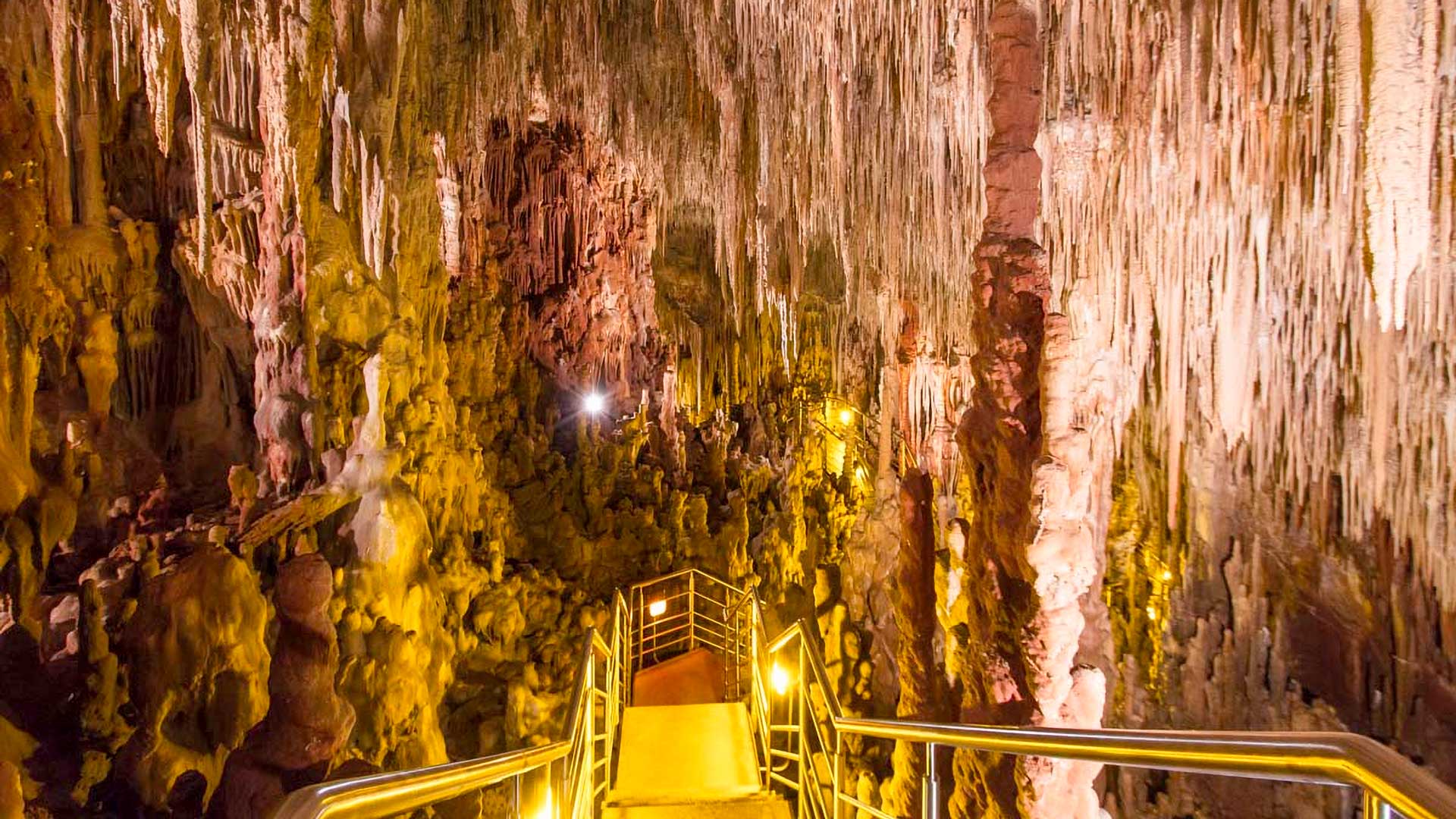 https://www.placemania.sk/wp-content/uploads/2022/04/kastania.jpg