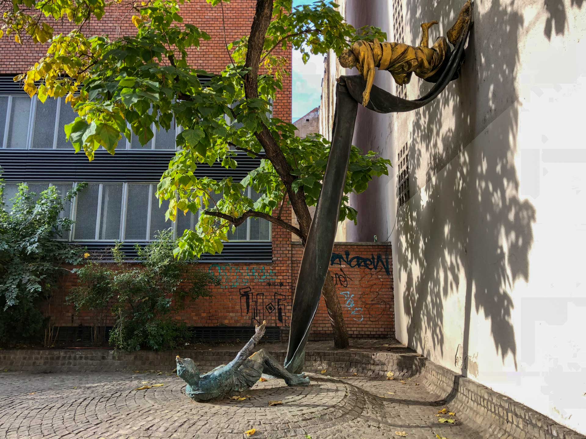 Carl Lutz Memorial