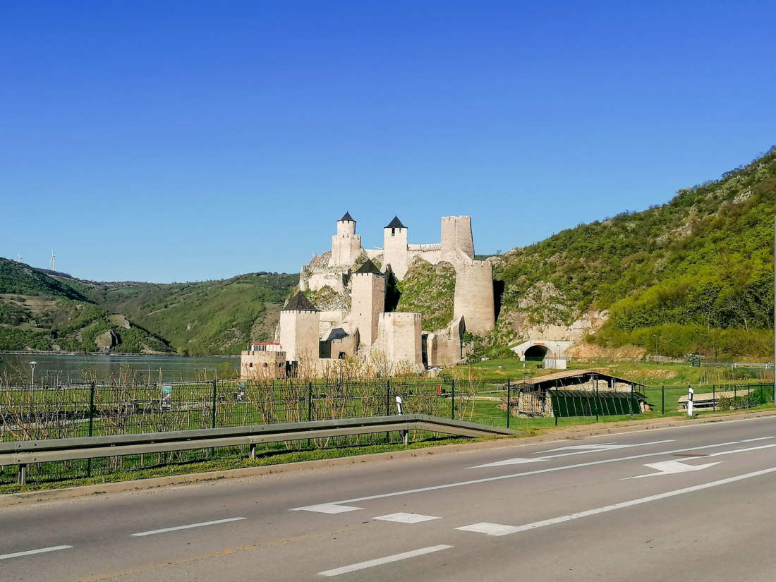 Pevnosť Golubac
