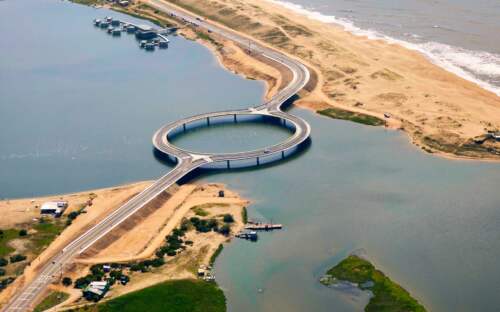 Laguna Garzón Bridge