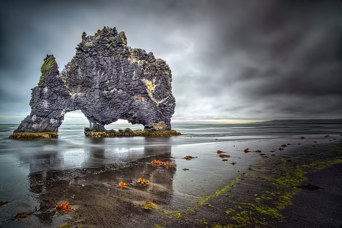 Hvítserkur, Island