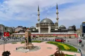 Taksim Camii