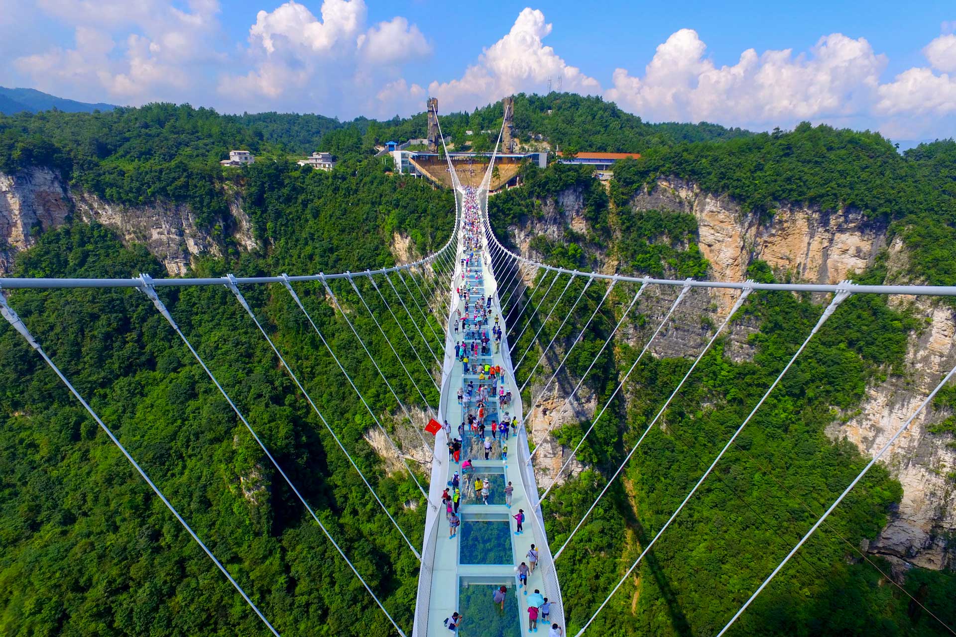 Sklenený most Zhangjiajie