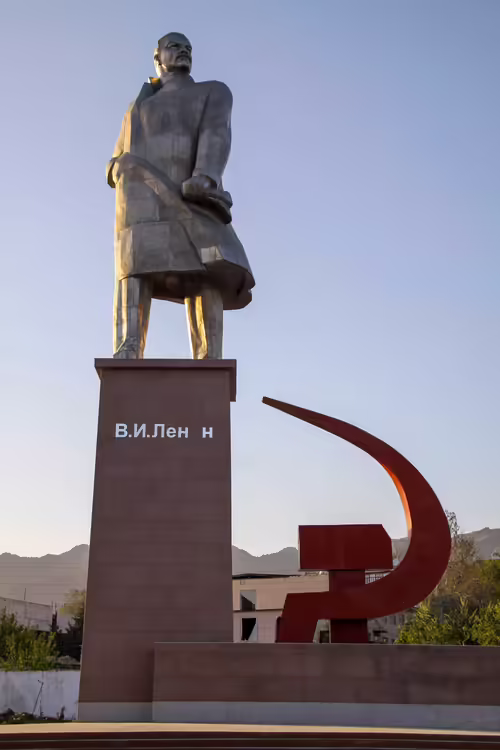 Statue of Lenin, Tajikistan