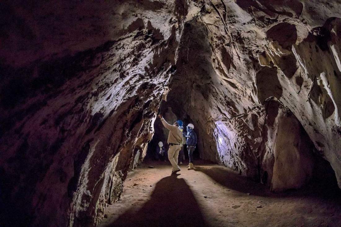 Gcwihaba Caves