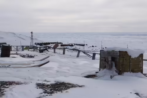 Uyedineniya Island, Russia