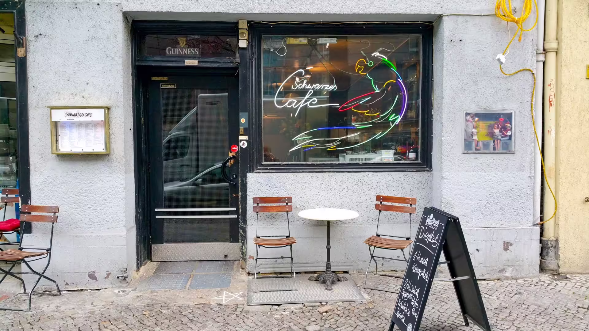 Schwarzes café