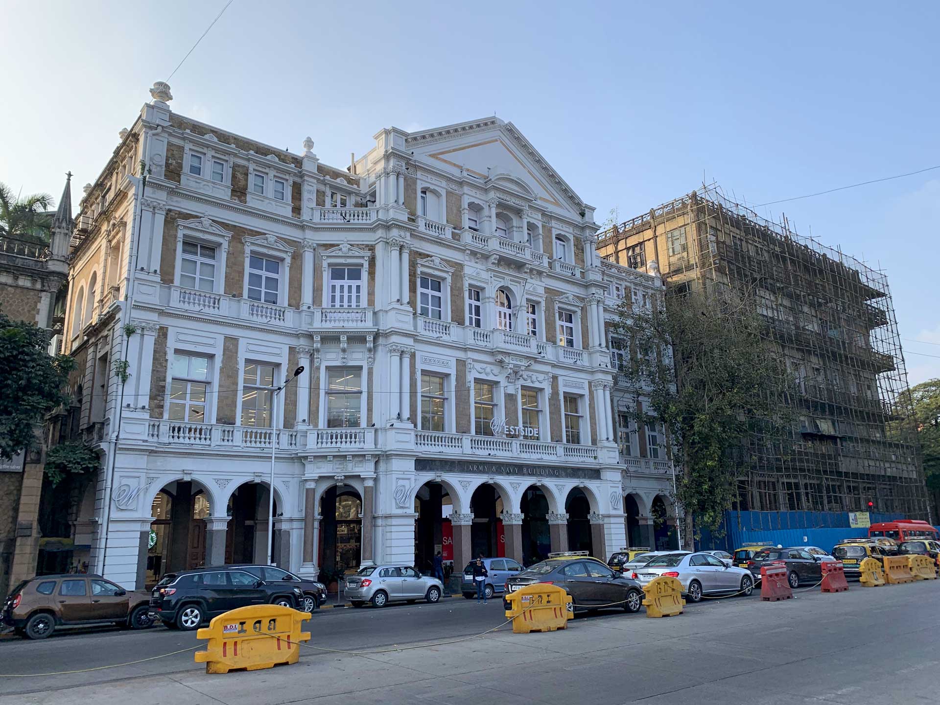 https://www.placemania.sk/wp-content/uploads/2023/03/army_navy_building.jpg