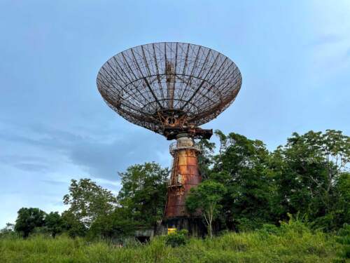 Opustená radarová základňa na Trinidade