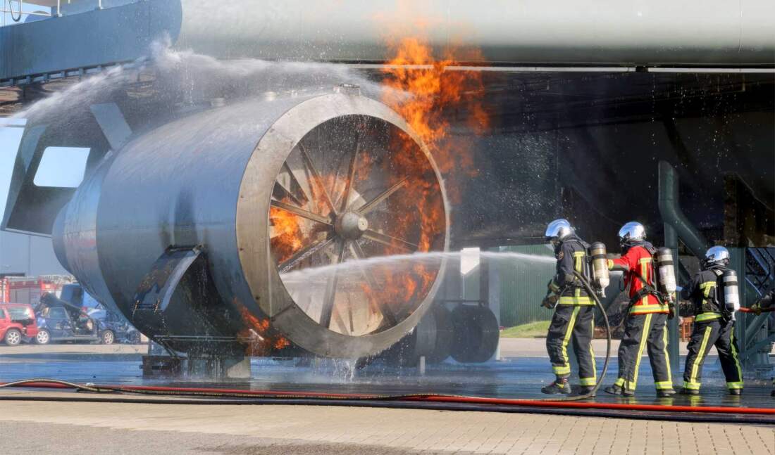 Brand oefeningenvliegtuig schiphol