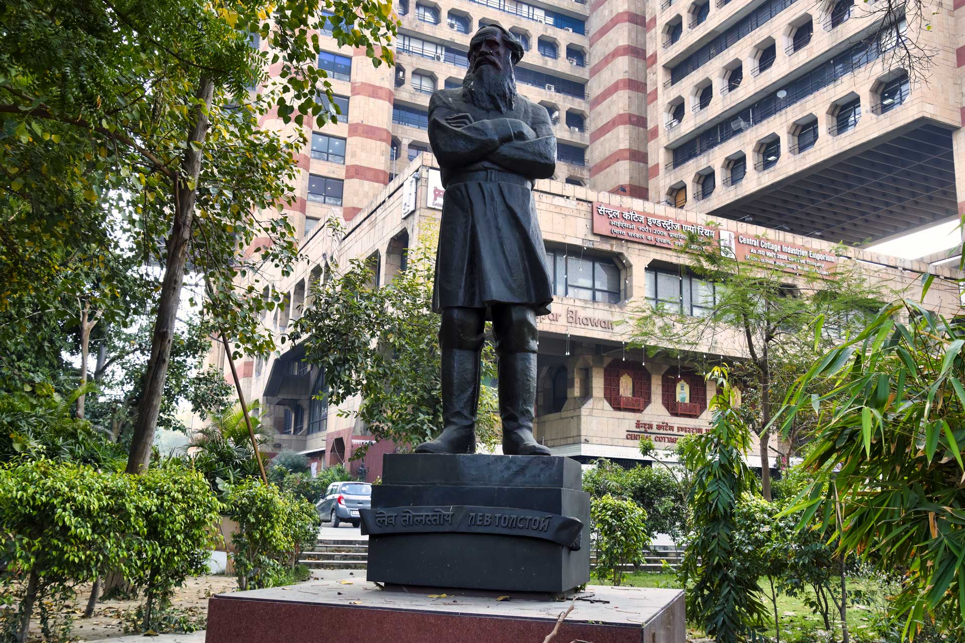 https://www.placemania.sk/wp-content/uploads/2023/05/tolstoj_india.jpg