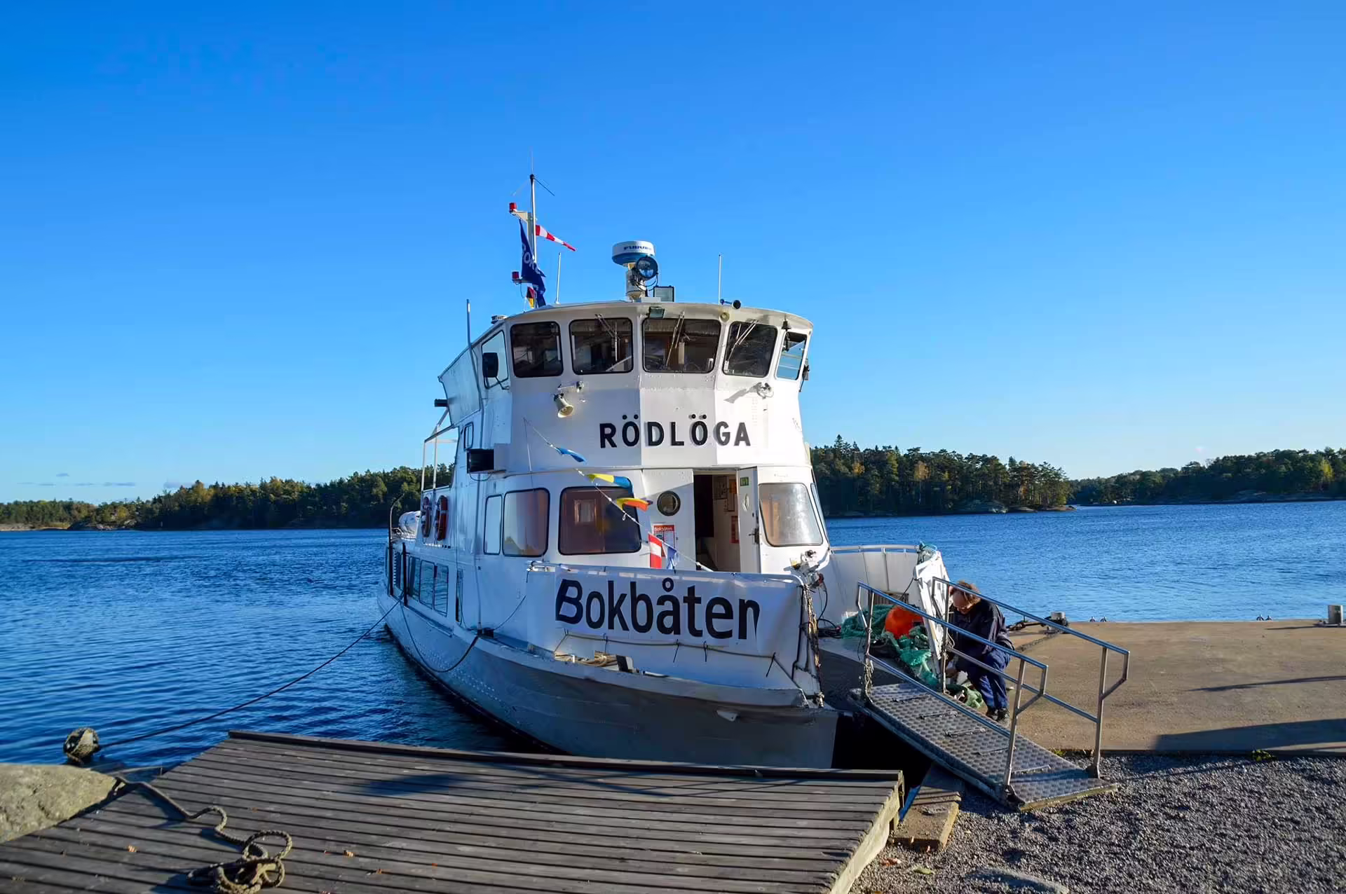 Bokbåten