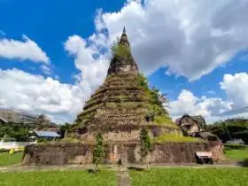Stúpa v Vientiane