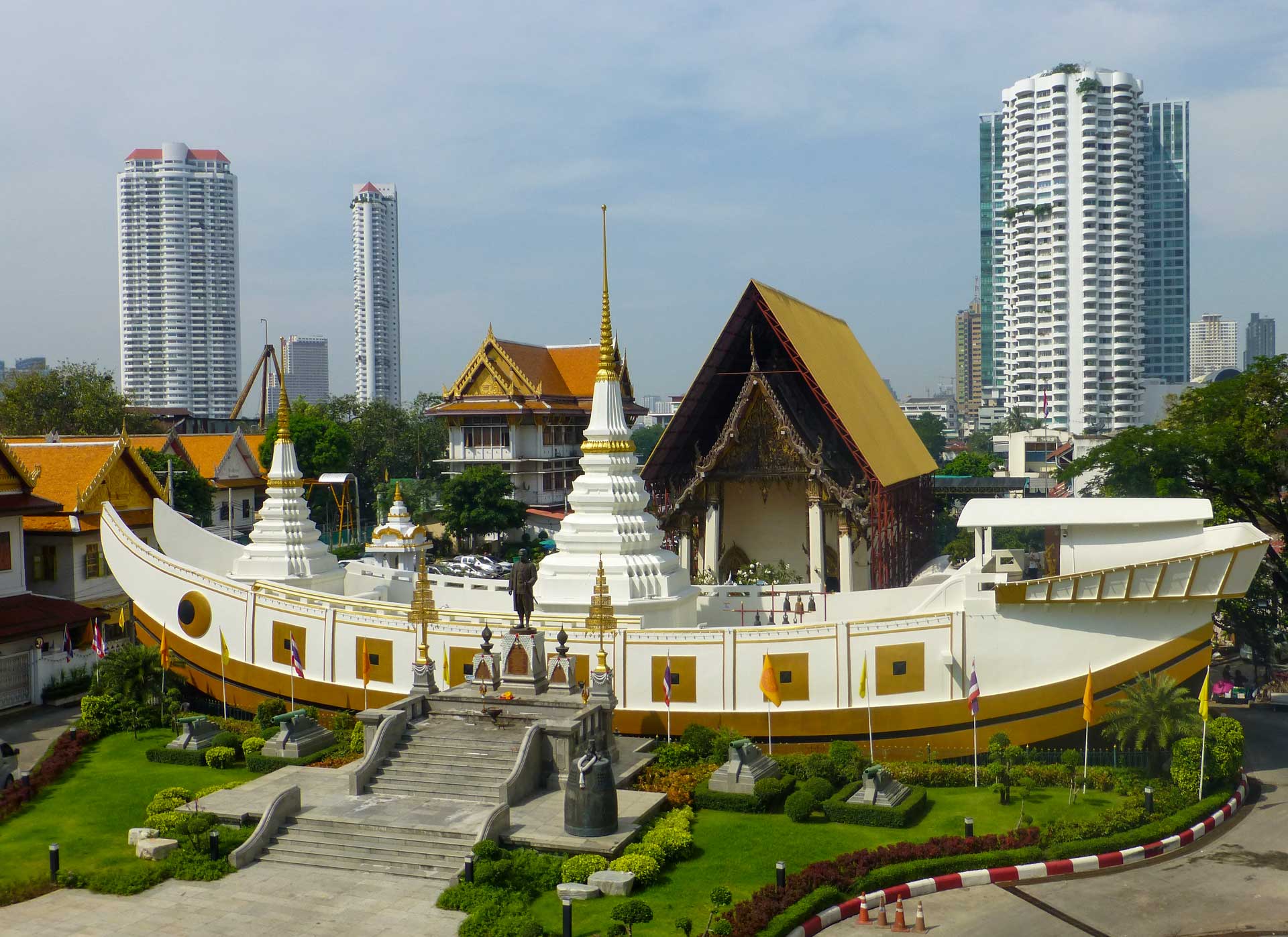 https://www.placemania.sk/wp-content/uploads/2023/06/wat_yannawa.jpg